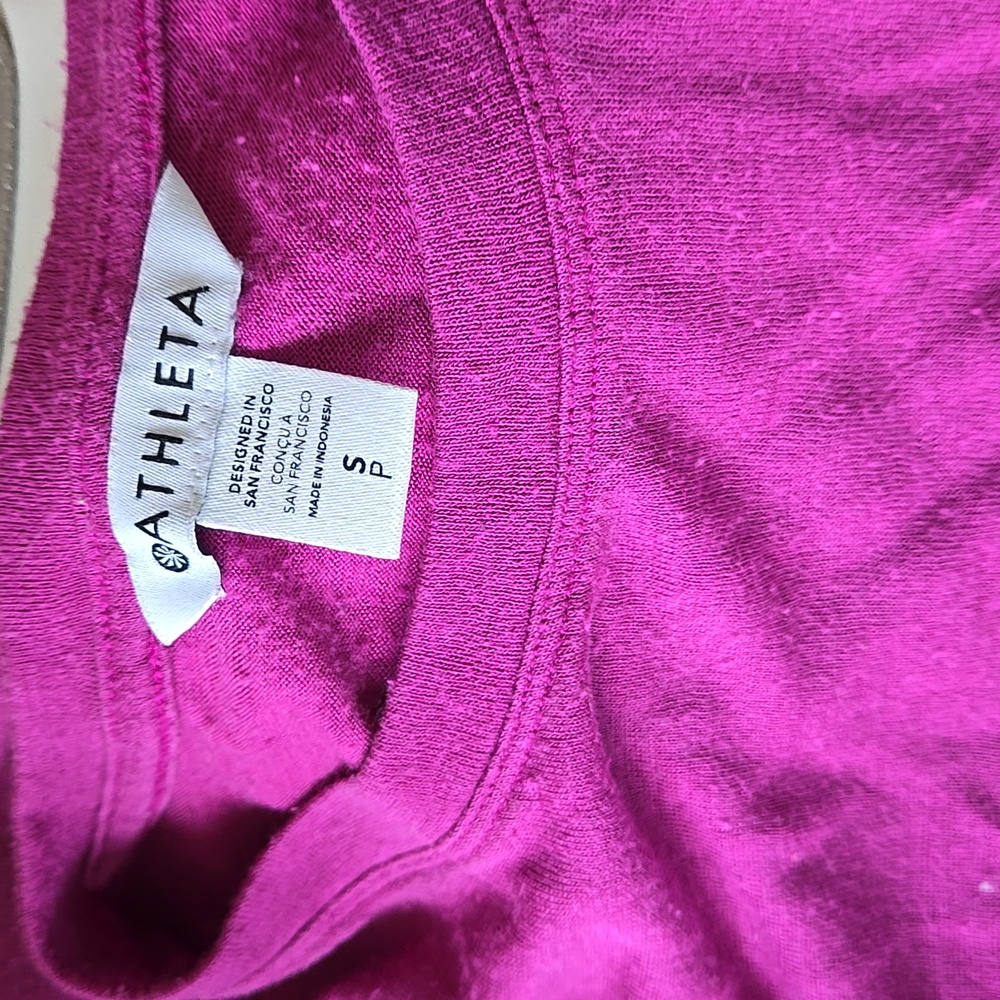 Athleta top